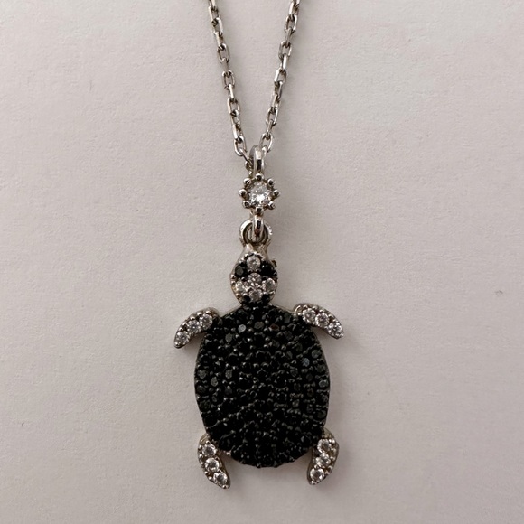 925 Silver turtle necklace black / clear cz stones - Picture 4 of 4